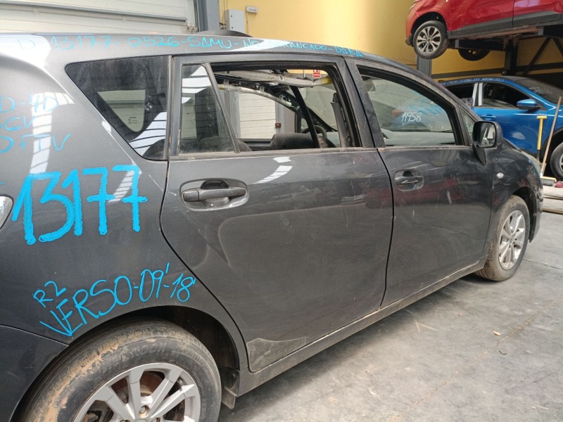 Recambio de puerta trasera derecha para toyota verso (_r2_) 2.0 d-4d (aur20_) referencia OEM IAM   
