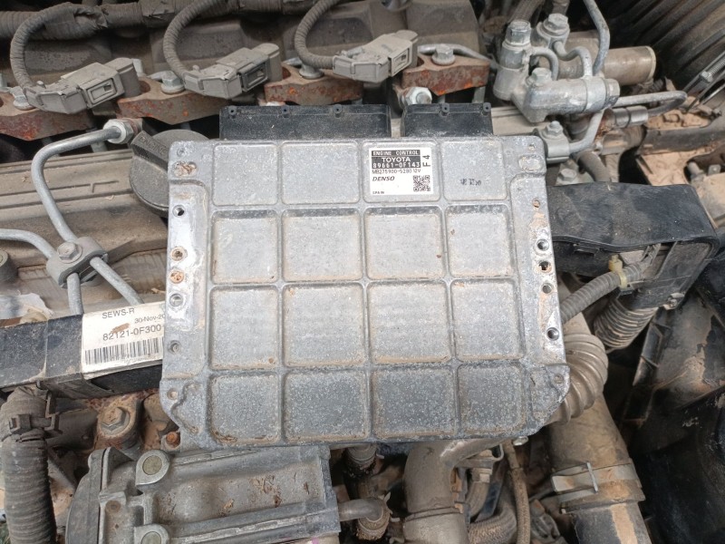 Recambio de centralita motor uce para toyota verso (_r2_) 2.0 d-4d (aur20_) referencia OEM IAM 896610F143 MB2759005280 