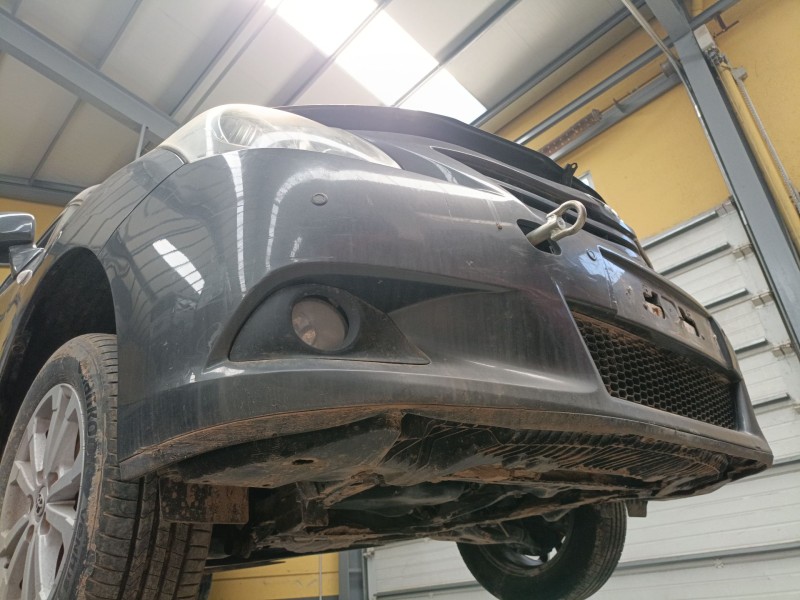 Recambio de paragolpes delantero para toyota verso (_r2_) 2.0 d-4d (aur20_) referencia OEM IAM   