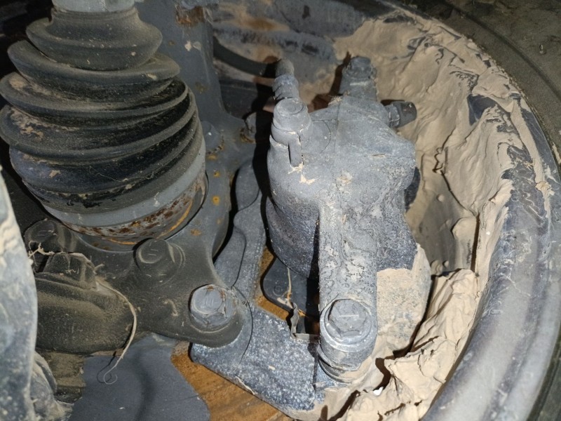 Recambio de pinza freno delantera izquierda para toyota verso (_r2_) 2.0 d-4d (aur20_) referencia OEM IAM   