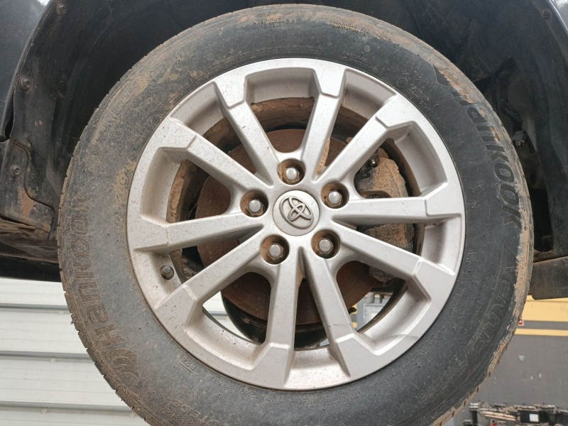 Recambio de llanta sin neumatico para toyota verso (_r2_) 2.0 d-4d (aur20_) referencia OEM IAM 16 PULGADAS  