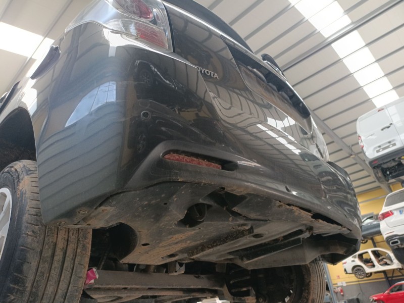 Recambio de paragolpes trasero para toyota verso (_r2_) 2.0 d-4d (aur20_) referencia OEM IAM   