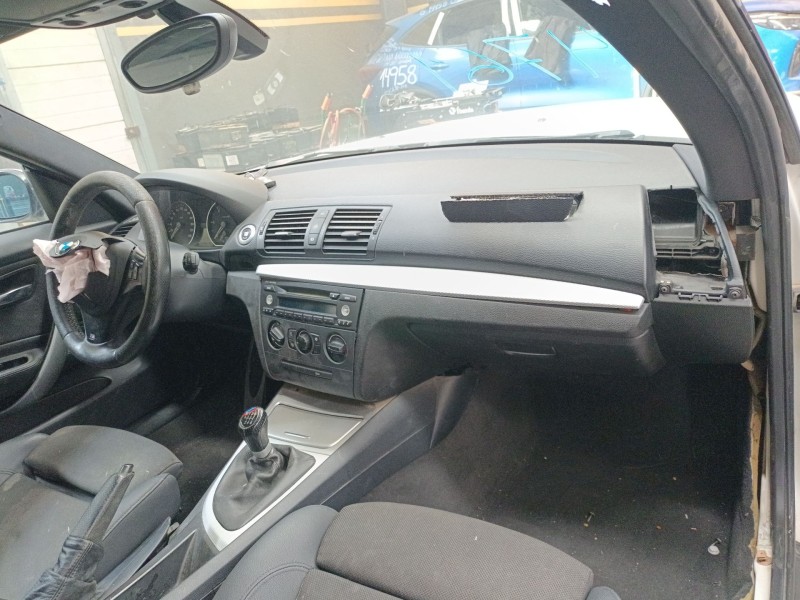 bmw 1 (e81) del año 2010