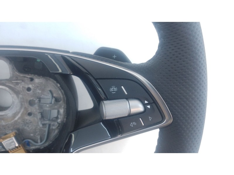 Recambio de volante para skoda karoq 2.0 tdi nu7 referencia OEM IAM   