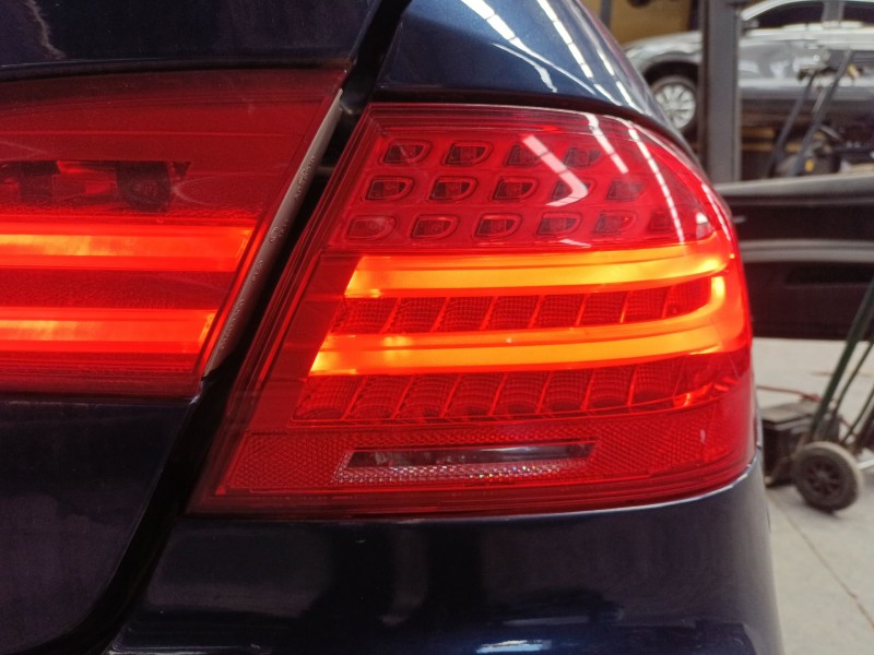 Recambio de piloto trasero derecho para bmw 3 coupé (e92) 320 d referencia OEM IAM   