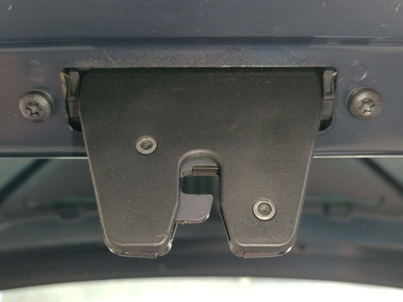 Recambio de cerradura maletero / porton para bmw 3 coupé (e92) 320 d referencia OEM IAM   