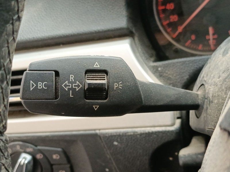Recambio de mando intermitentes para bmw 3 coupé (e92) 320 d referencia OEM IAM   