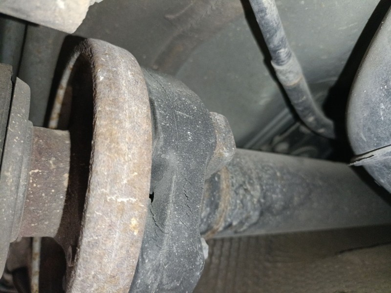 Recambio de transmision central para bmw 3 coupé (e92) 320 d referencia OEM IAM   