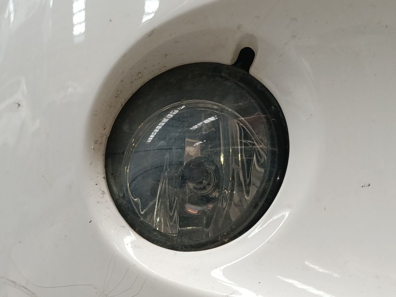 Recambio de faro antiniebla derecho para bmw 1 (e81) 116 d referencia OEM IAM   