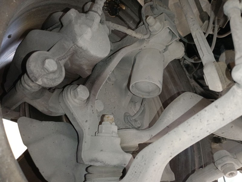 Recambio de mangueta delantera izquierda para bmw 1 (e81) 116 d referencia OEM IAM   