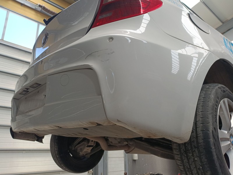 Recambio de paragolpes trasero para bmw 1 (e81) 116 d referencia OEM IAM   
