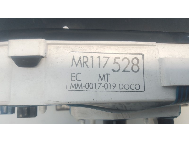 Recambio de cuadro instrumentos para mitsubishi l200 (k7_t, k6_t, k5_t) 2.5 td 4wd (k74t) referencia OEM IAM MR117528  