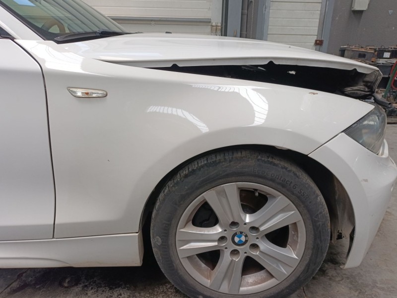 Recambio de aleta delantera derecha para bmw 1 (e81) 116 d referencia OEM IAM   