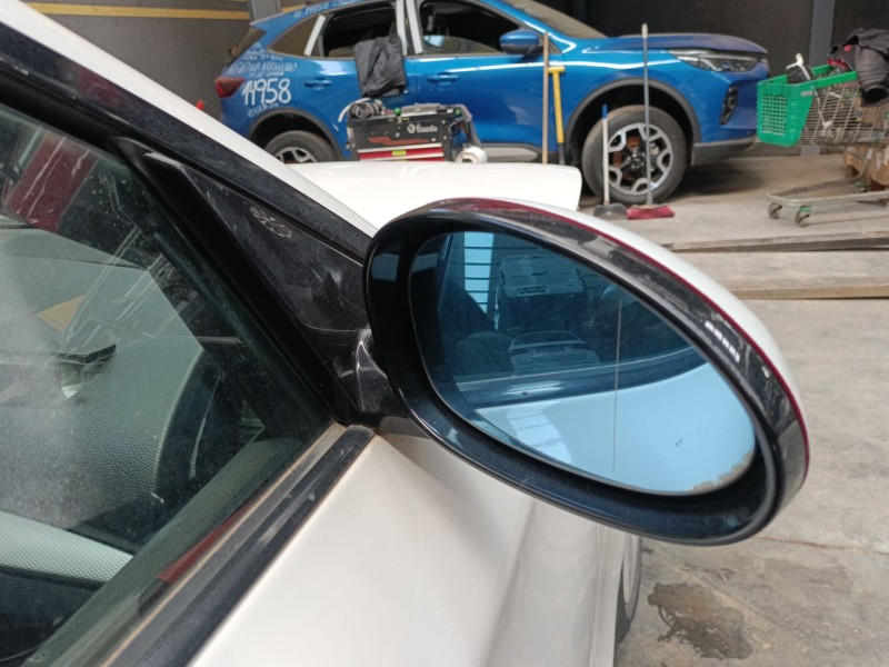 Recambio de retrovisor derecho electrico para bmw 1 (e81) 116 d referencia OEM IAM   