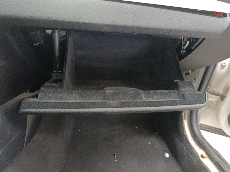 Recambio de guantera para bmw 1 (e81) 116 d referencia OEM IAM   
