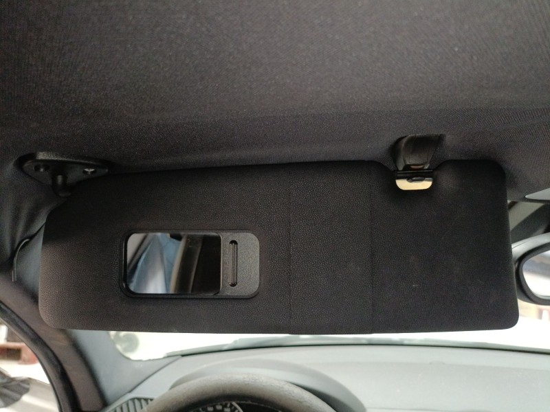 Recambio de parasol izquierdo para bmw 1 (e81) 116 d referencia OEM IAM   