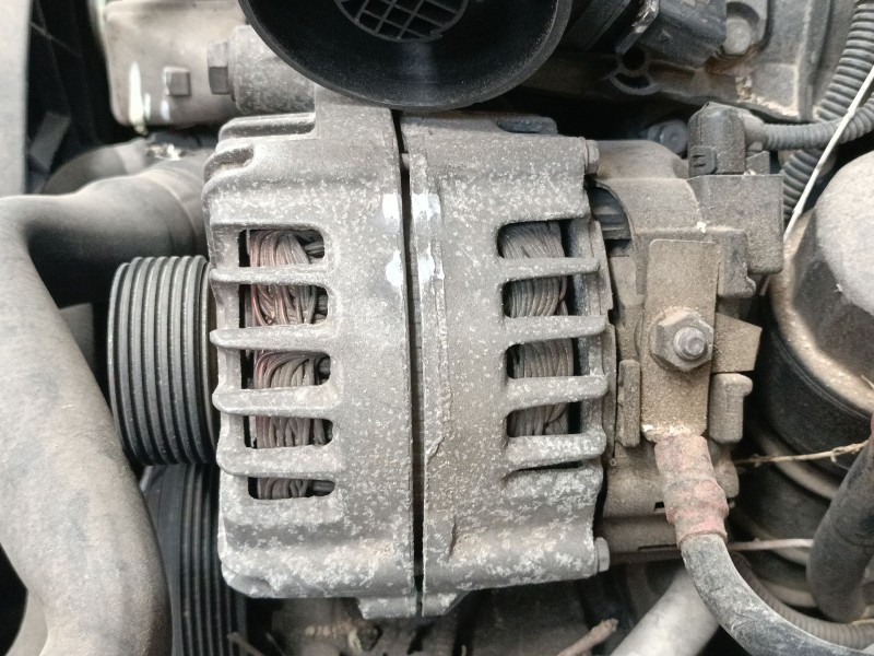Recambio de alternador para bmw 1 (e81) 116 d referencia OEM IAM   