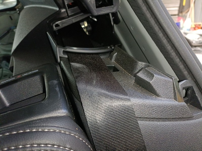 Recambio de cinturon seguridad trasero izquierdo para volvo xc40 (536) b3 mild-hybrid referencia OEM IAM   