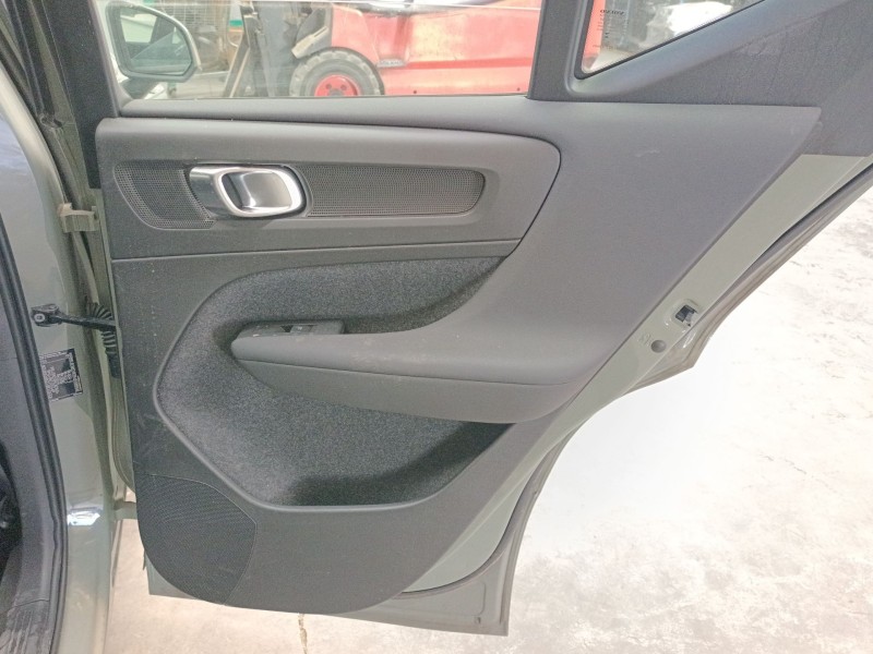 Recambio de guarnecido puerta trasera derecha para volvo xc40 (536) b3 mild-hybrid referencia OEM IAM   