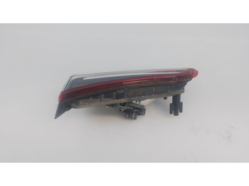Recambio de piloto trasero derecho porton para opel crossland x / crossland (p17, p2qo) 1.2 (75) referencia OEM IAM   
