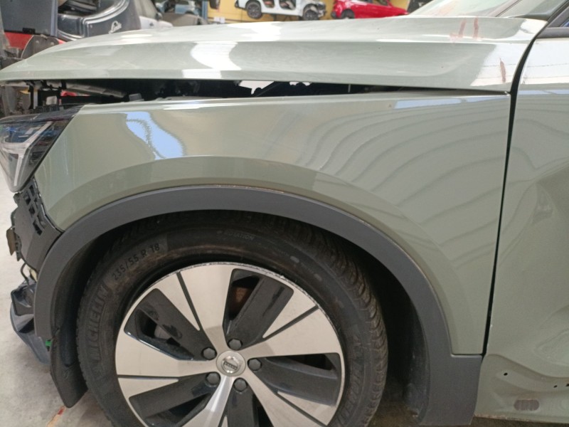 Recambio de aleta delantera izquierda para volvo xc40 (536) b3 mild-hybrid referencia OEM IAM   