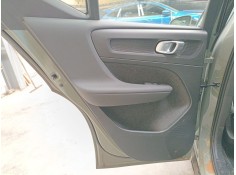 Recambio de guarnecido puerta trasera izquierda para volvo xc40 (536) b3 mild-hybrid referencia OEM IAM   