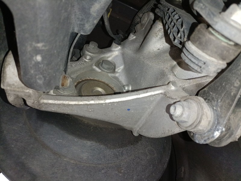 Recambio de mangueta trasera izquierda para volvo xc40 (536) b3 mild-hybrid referencia OEM IAM   