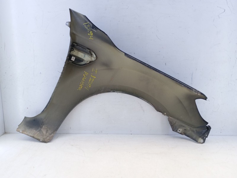 Recambio de aleta delantera izquierda para ford ranger (tke) 3.2 tdci 4x4 referencia OEM IAM   E4-B3-3