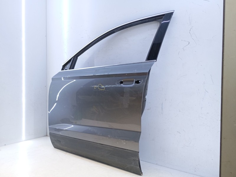 Recambio de puerta delantera izquierda para skoda karoq (nu7, nd7) 1.5 tsi referencia OEM IAM   