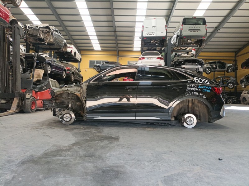 audi q3 sportback (f3n) del año 2022