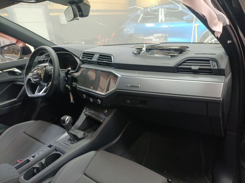 audi q3 sportback (f3n) del año 2022