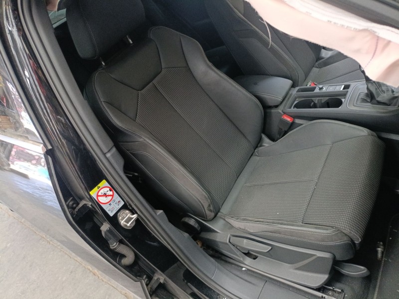 audi q3 sportback (f3n) del año 2022