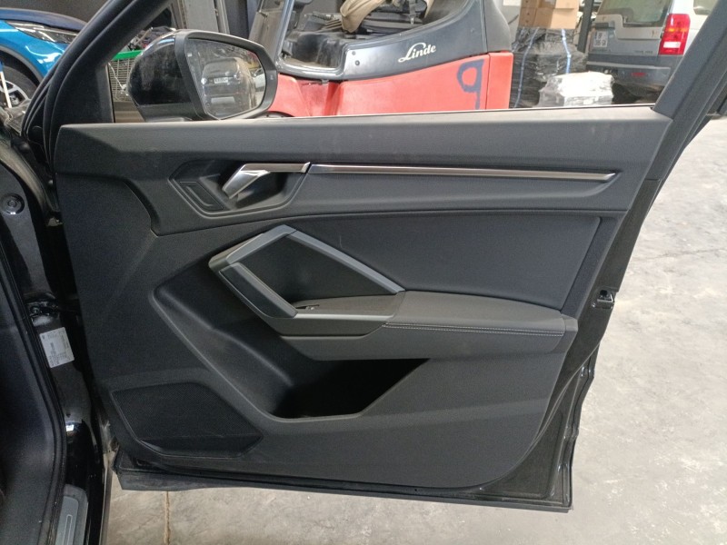 Recambio de guarnecido puerta delantera derecha para audi q3 sportback (f3n) 35 tdi referencia OEM IAM   