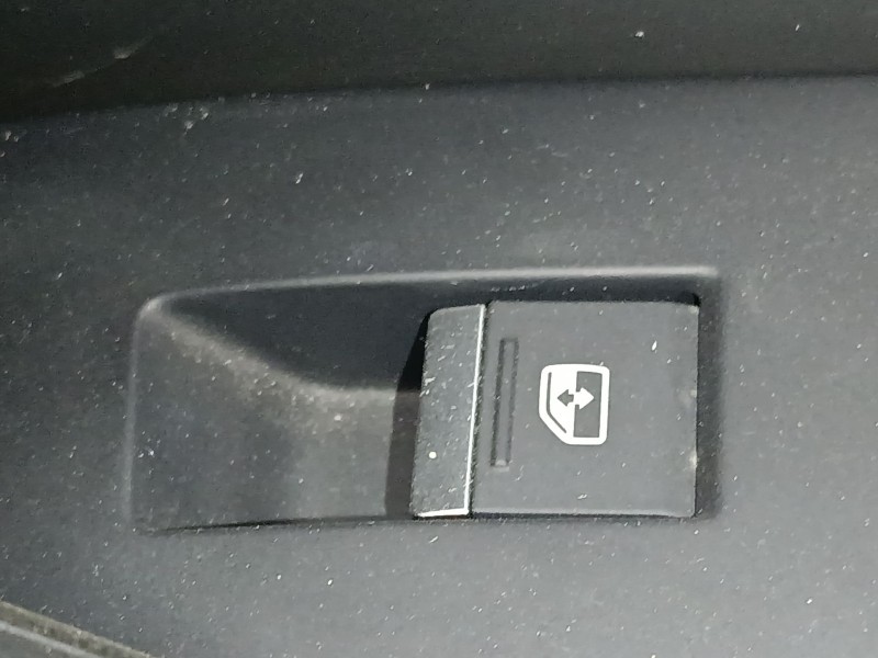 Recambio de mando elevalunas trasero derecho para audi q3 sportback (f3n) 35 tdi referencia OEM IAM   