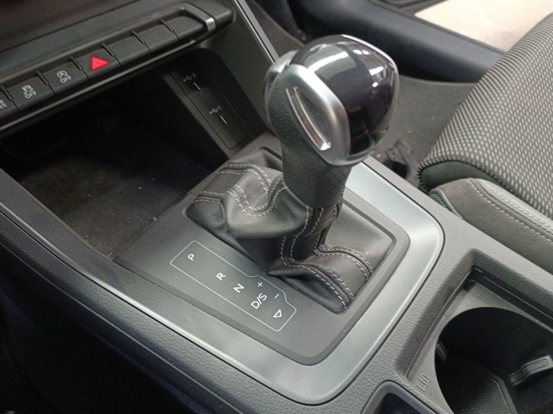 Recambio de palanca cambio para audi q3 sportback (f3n) 35 tdi referencia OEM IAM   