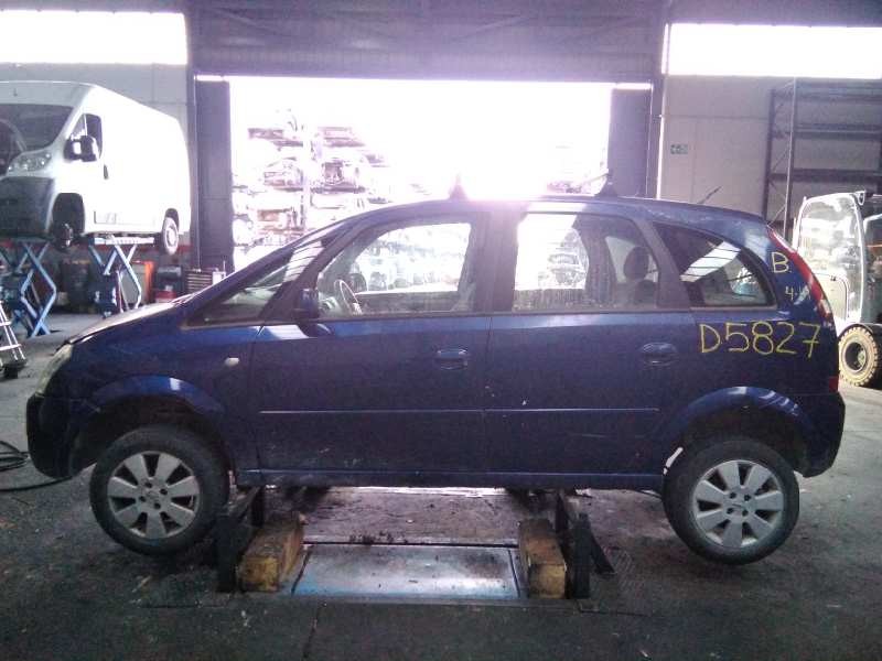 opel meriva del año 2004