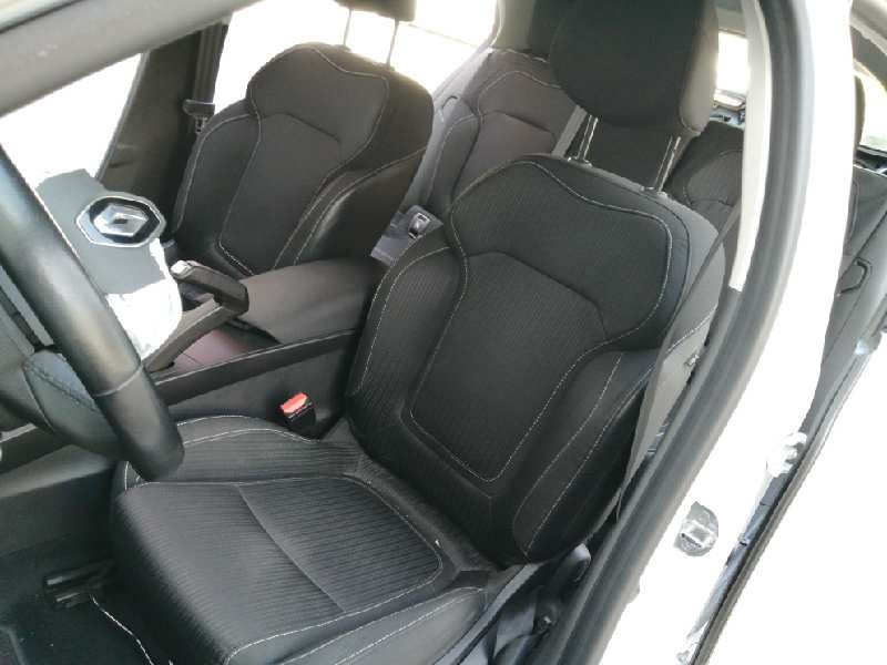 renault megane iv berlina 5p del año 2016