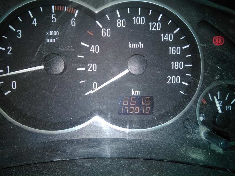 opel meriva del año 2004