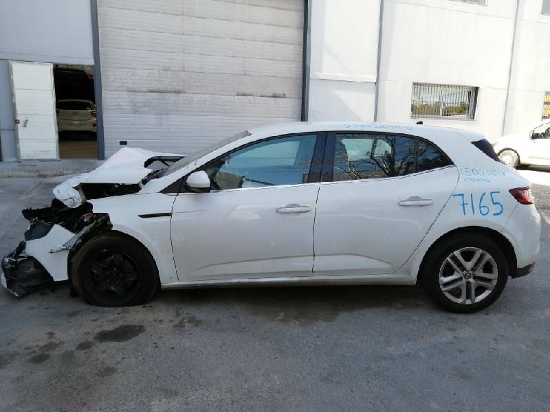 renault megane iv berlina 5p del año 2016