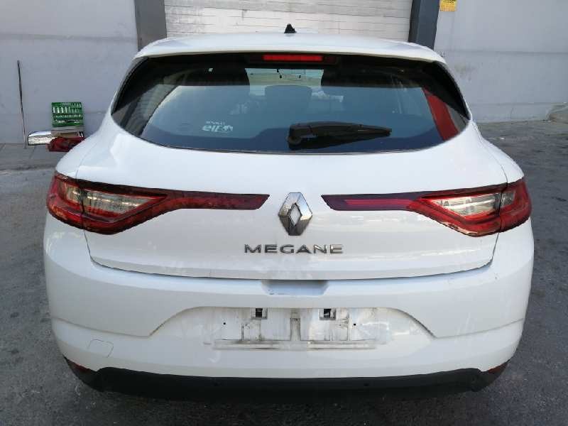 renault megane iv berlina 5p del año 2016
