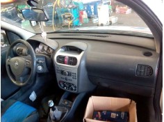 opel corsa c del año 2006 2