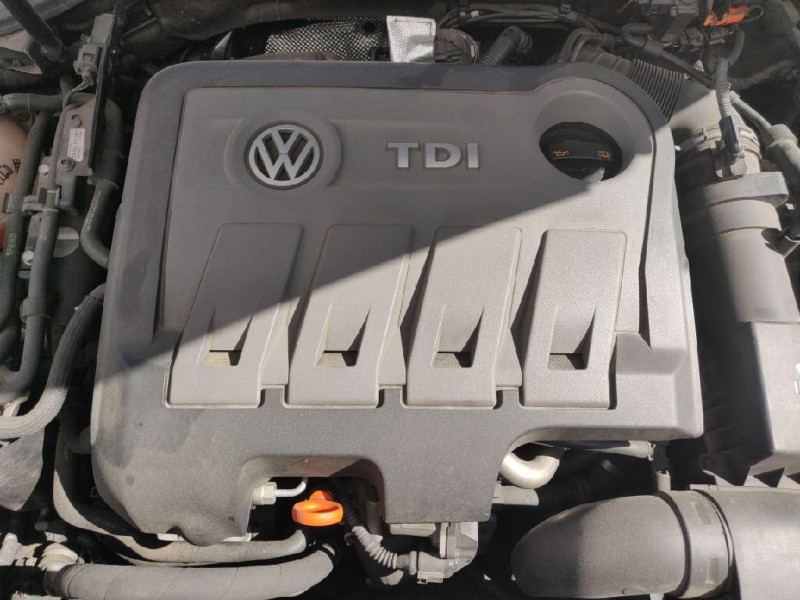 volkswagen golf vi (5k1) del año 2010