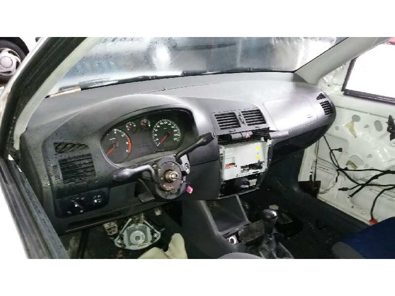 seat ibiza (6k1) del año 2000