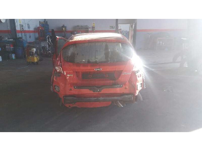 ford fiesta (ccn) del año 2013