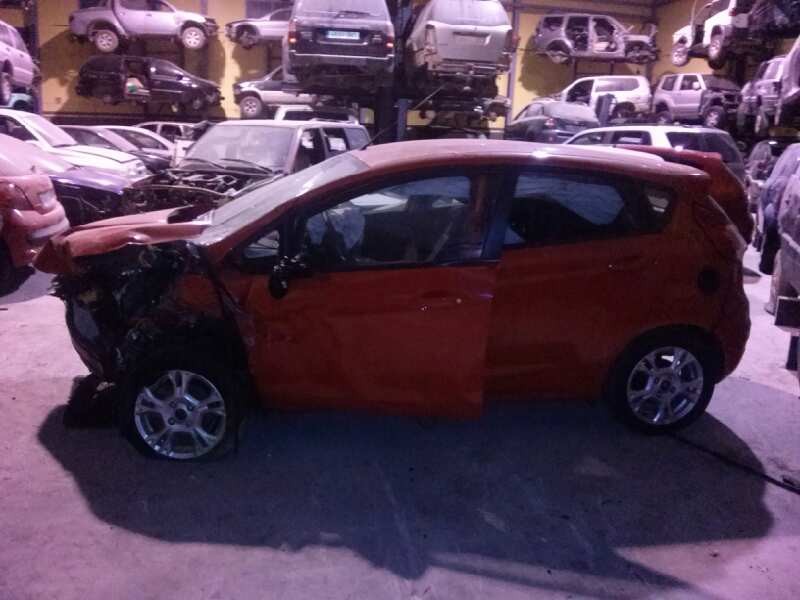 ford fiesta (ccn) del año 2013