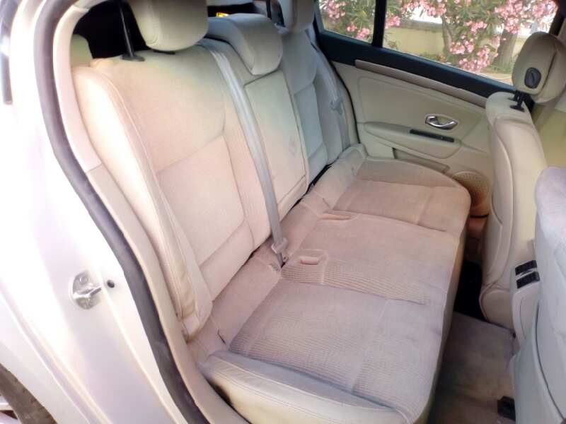 renault laguna iii del año 2008