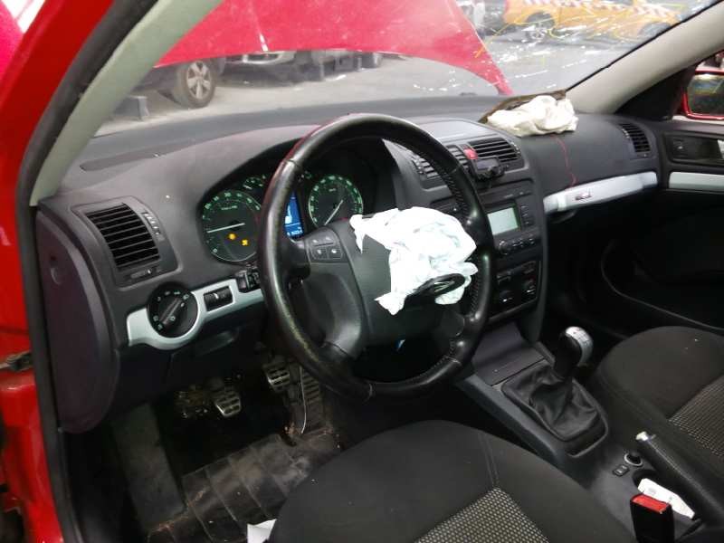 skoda octavia combi (1z5) del año 2007