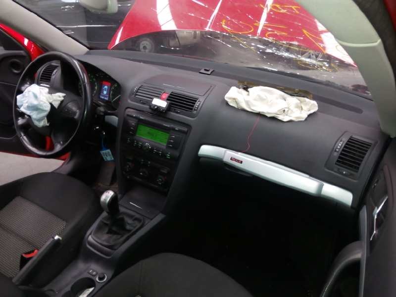 skoda octavia combi (1z5) del año 2007