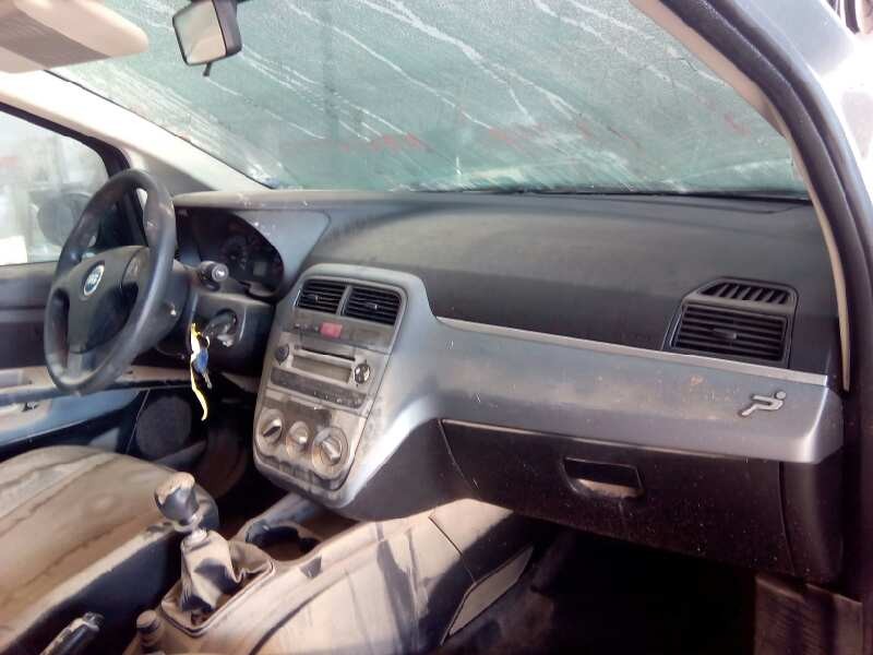 fiat grande punto (199) del año 2006