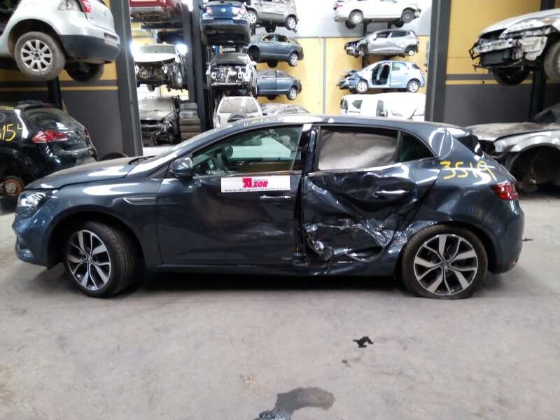 renault megane iv berlina 5p del año 2017